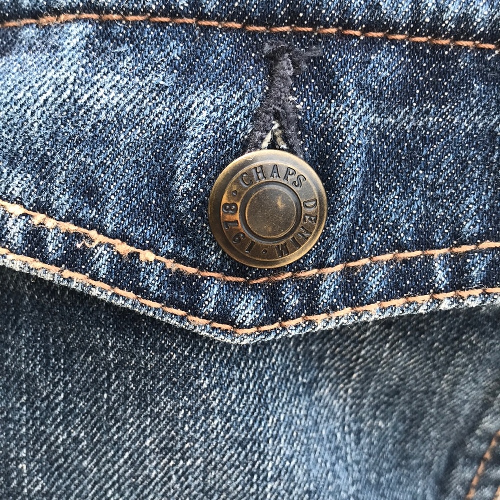 Size Large Chaps Denim Jacket - Picture 4 of 9